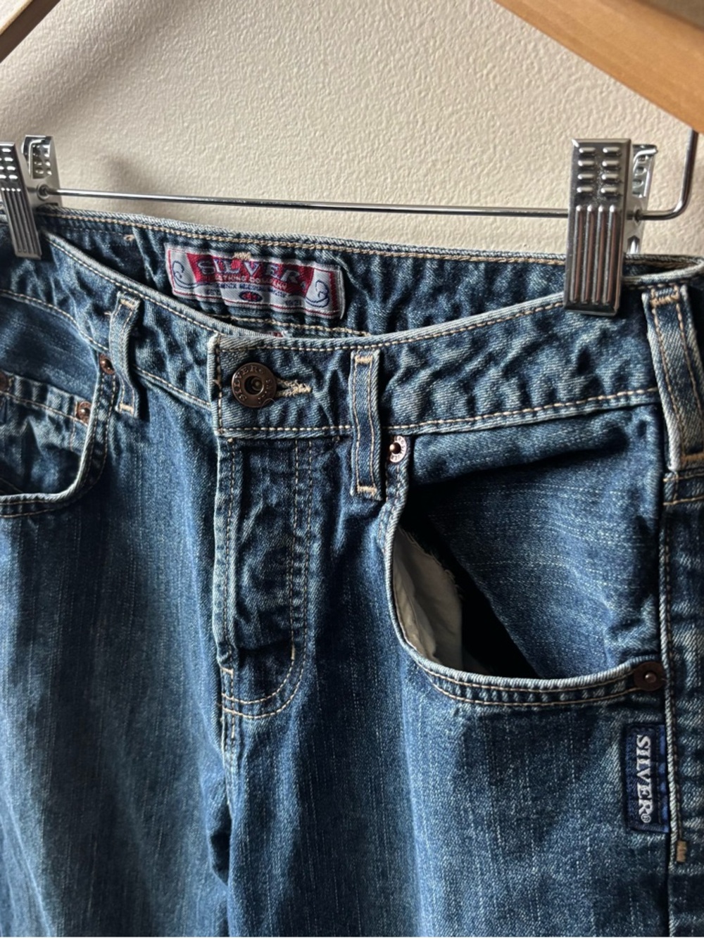 Silver Jeans Classic Straight-Leg Blue Denim Jeans - Picture 2 of 11